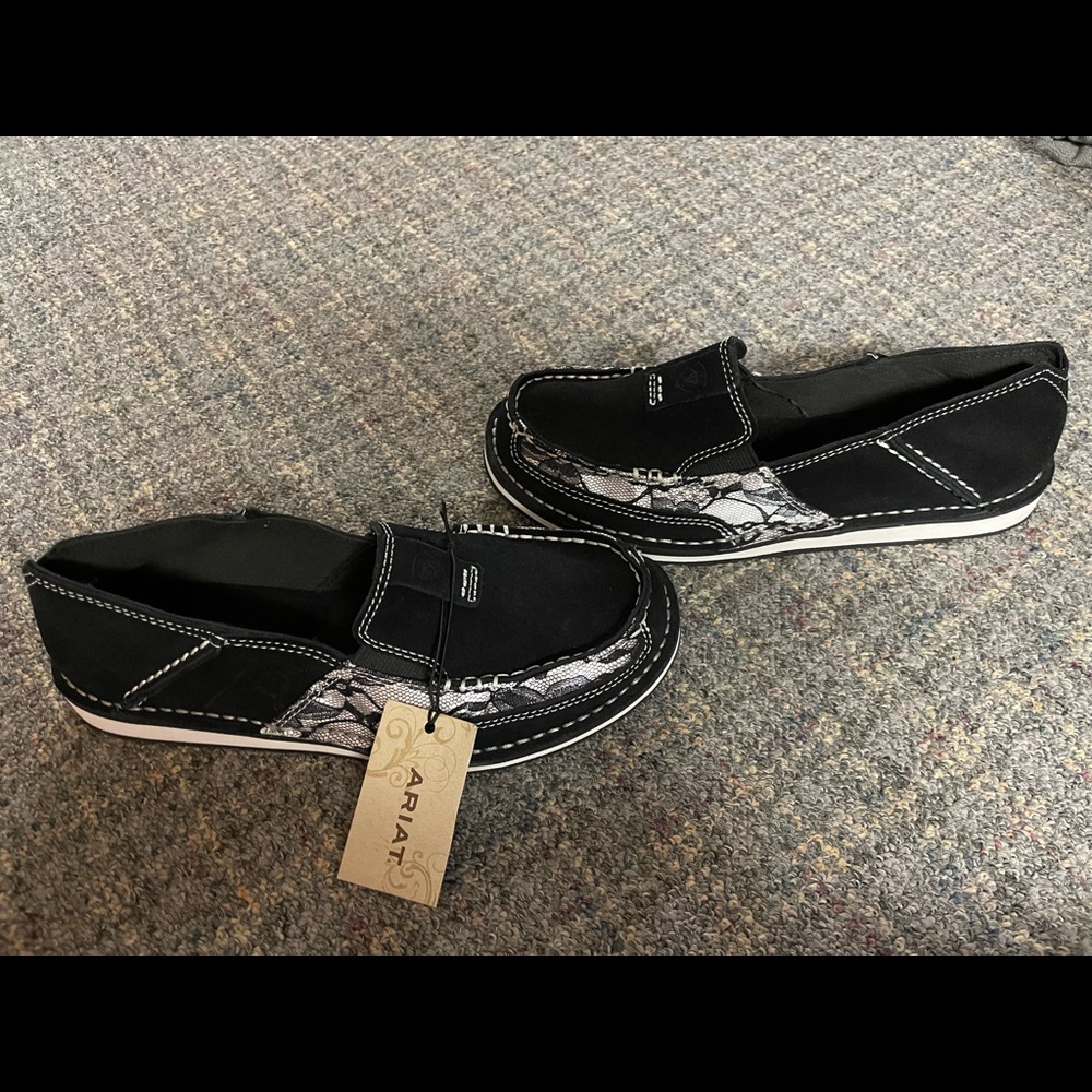 Womens Ariat Slip Ons.